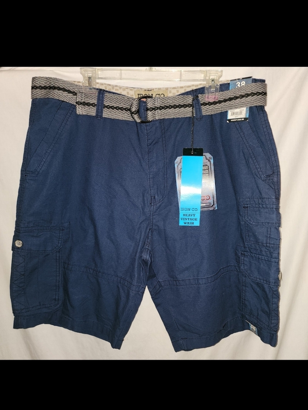 Iron Co. Mens size 38 navy blue cargo belted shorts